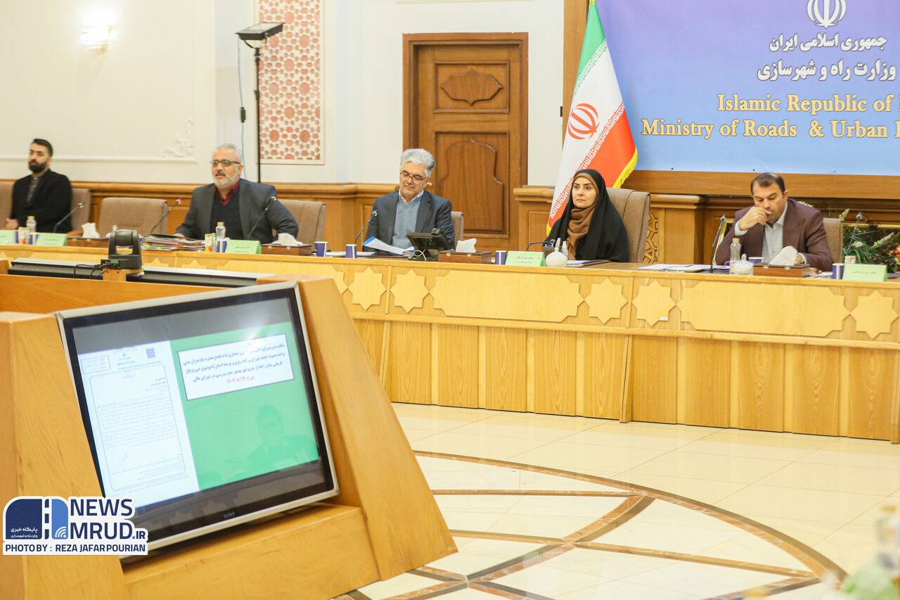 ببینید | شانزدهمین جلسه شورای عالی شهرسازی و معماری با حضور وزیر راه و شهرسازی