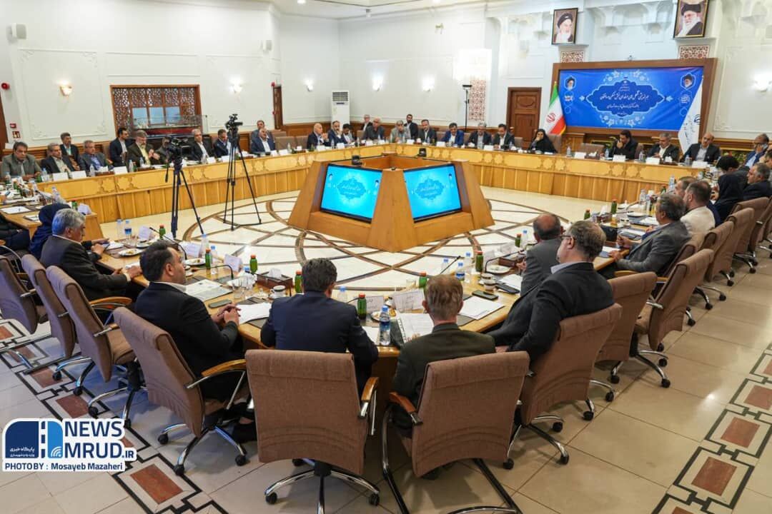 تحول در صنعت ساختمان کشور با همکاری تشکل‌های حرفه‌ای و وزارت راه و شهرسازی/ رویه‌های گذشته اصلاح می‌شوند/ دستورالعمل مشارکت مدنی آماده ابلاغ 