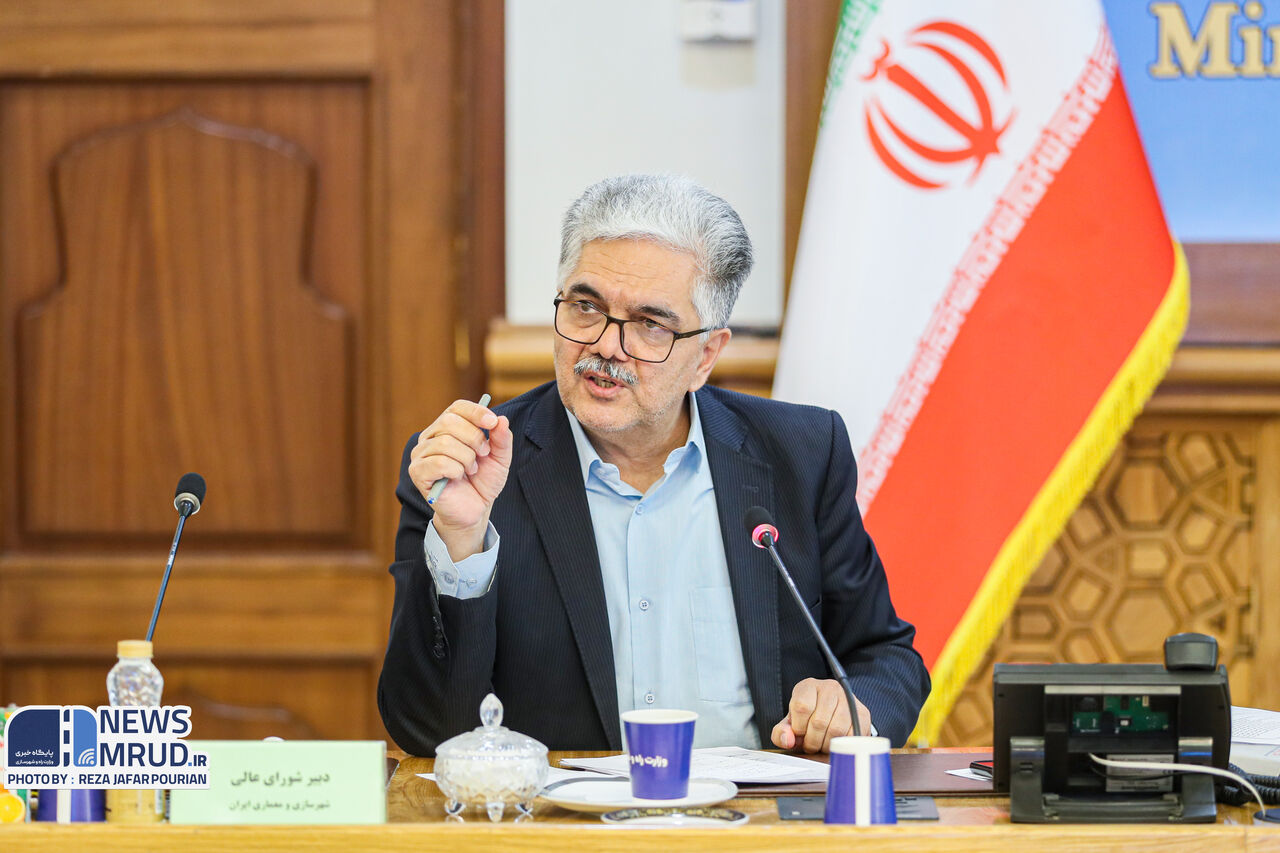 توسعه متعادل کشاوزی با منابع آب و سایر منابع طبیعی در تهیه طرح‌های ناحیه‌ای، طرح‌های توسعه شهری و منطقه‌ای رعایت می‌شود