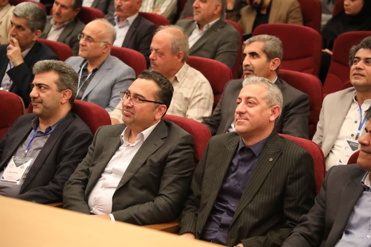 بررسی میدانی روند اجرای نهضت ملی مسکن در لرستان، قزوین و آذربایجان‌غربی/تسریع عملیات اجرایی و تأمین زمین، اولویت‌های طرح نهضت ملی مسکن