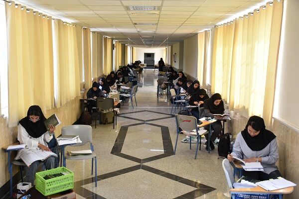 آزمون ورود به حرفه مهندسی در سمنان آغاز شد