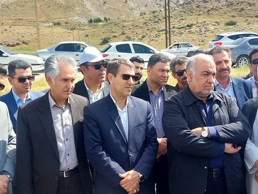 آغاز عملیات اجرایی چهار خطه ۲ ونیم کیلومتر دیگر از محور دره شهر پل دختر در استان ایلام
