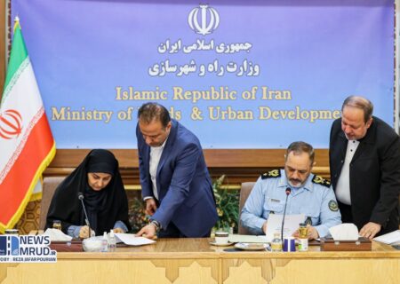 امضا تفاهمنامه همکاری وزارتخانه‌های راه و شهرسازی و وزارت دفاع و پشتیبانی نیروهای مسلح