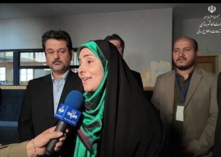 بازدید وزیر راه و شهرسازی از برگزاری مجموعه آزمون‌های نظام‌مهندسی ساختمان در دانشگاه امیرکبیر