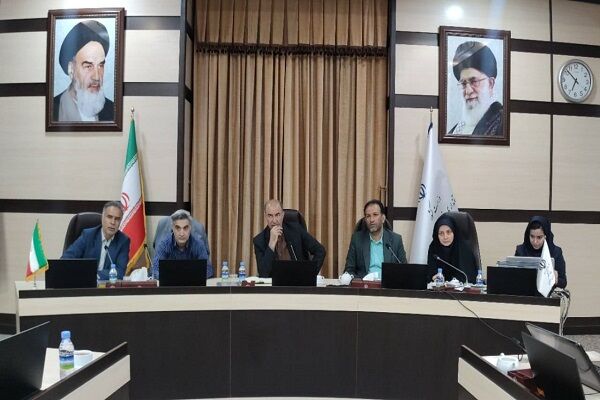 بررسی و تصویب طرح‌های توسعه‌ای در خراسان رضوی با تمرکز بر مسکن و انرژی خورشیدی