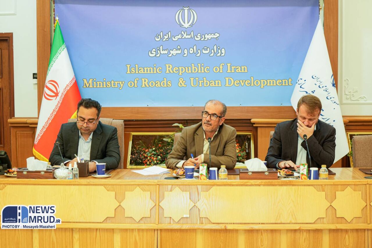 بررسی وضعیت تامین زمین، احیای بافت‌های فرسوده و مسکن محرومان در دومین نشست کارگروه مسکن مجمع تشخیص مصلحت نظام