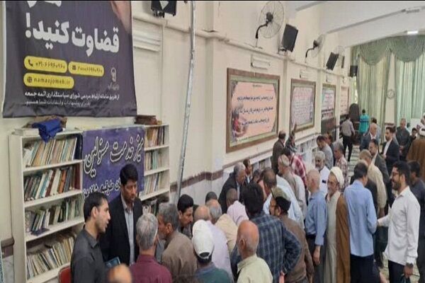برگزاری میز خدمت اداره راه و شهرسازی طرقبه شاندیز