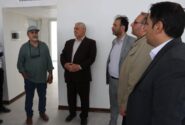 بازدید معاون فنی سازمان ملی زمین و مسکن از سایت‌های نهضت ملی مسکن تایباد و امضای تفاهم‌نامه تأمین قیر معابر