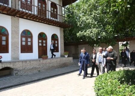 ببینید | بازدید معاون وزیر راه و شهرسازی و مدیرعامل شرکت بازآفرینی شهری ایران از بافت تاریخی گرگان (استرآباد)