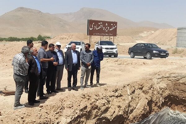 ببینید|بازدید استاندار چهارمحال و بختیاری از روگذر در دست احداث راه آهن شهرکرد_اصفهان