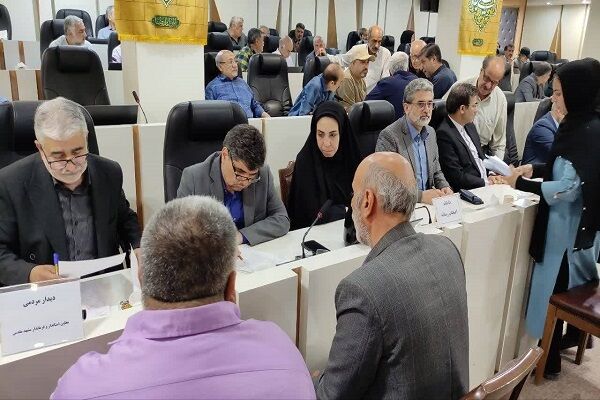 حضور رئیس نمایندگی راه و شهرسازی شهرستان مشهد در برنامه «دوشنبه‌های ملاقات مردمی» فرمانداری مشهد