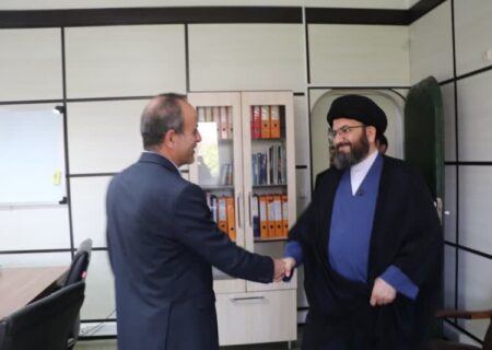 نماینده ولی فقیه در استان زنجان از اداره کل راه و شهرسازی استان بازدید کرد