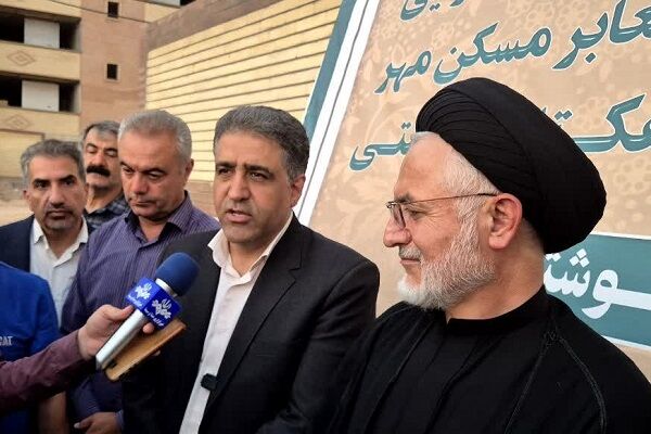 ویدیو| آغاز عملیات اجرایی آماده‌سازی معابر مسکن مهر سایت ۱۸.۵ هکتاری بلیتی شوشتر